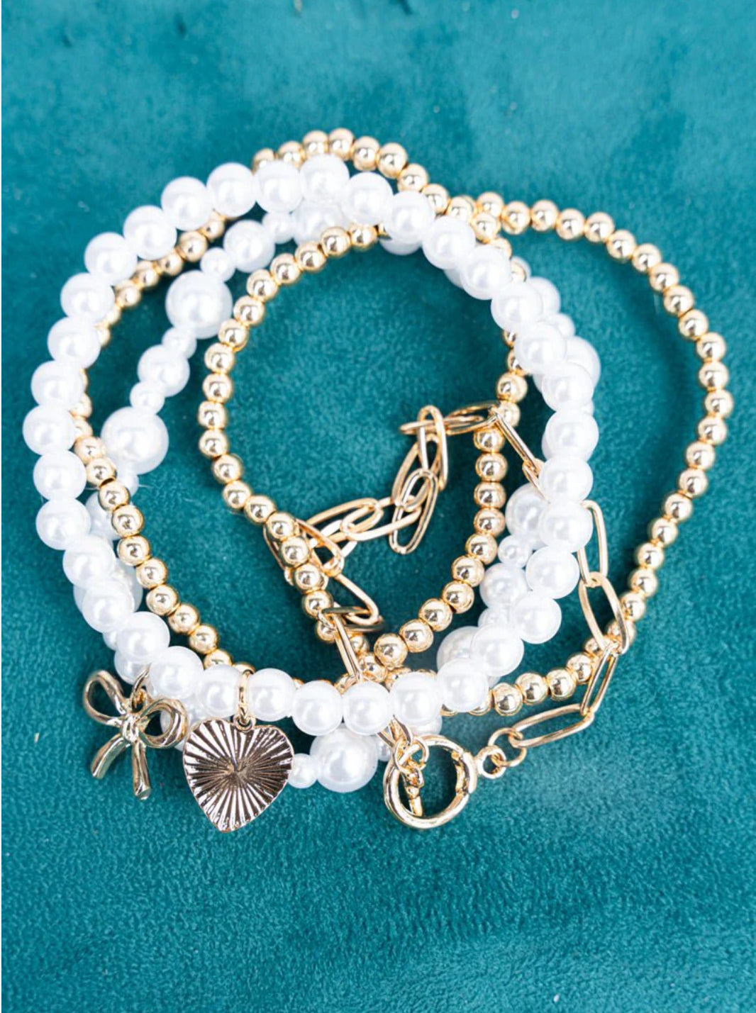Coquette gold & white Bracelet Set