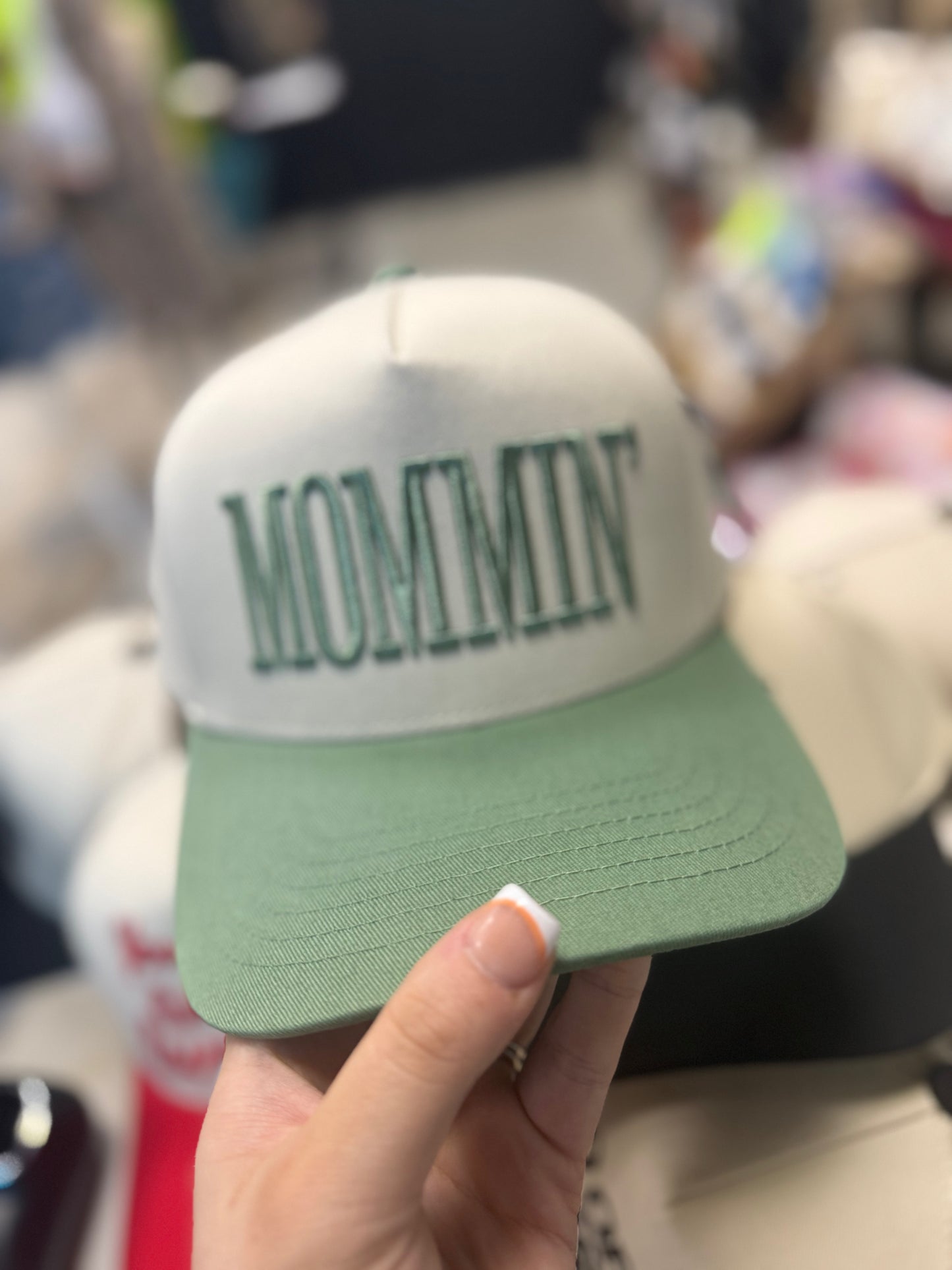 MOMMIN’ Embroidered Cap