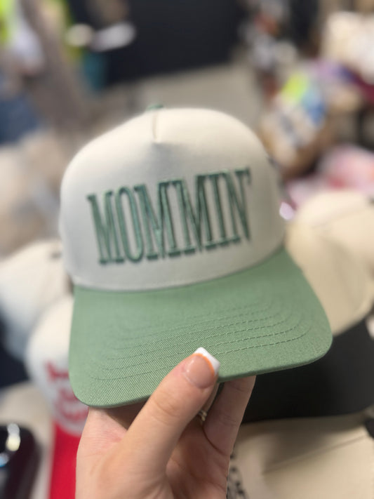 MOMMIN’ Embroidered Cap